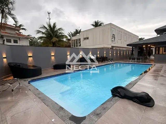 Casa com 900m² 6 quartos e 3 banheiros, para alugar, no bairro Tabatinga em Caraguatatuba