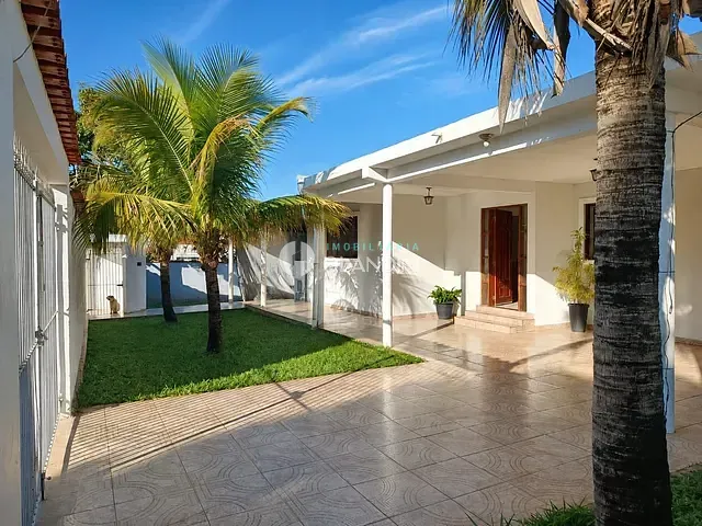 Casa com 855m² 3 quartos e 2 banheiros, à venda, no bairro Cidade Universitária em Engenheiro Coelho