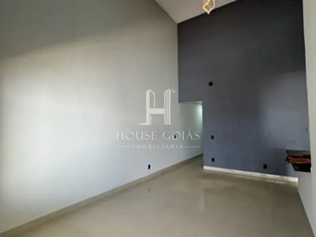 Casa com 180m² 3 quartos e 3 banheiros, à venda, no bairro Residencial Itaipu em Goiânia
