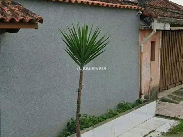 Casa 2 quartos e 2 banheiros, à venda, no bairro Verde Mar em Itanhaém