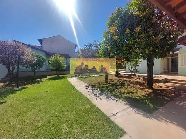 Casa com 1172m² 3 quartos e 4 banheiros, para alugar, no bairro Parque Taquaral em Campinas