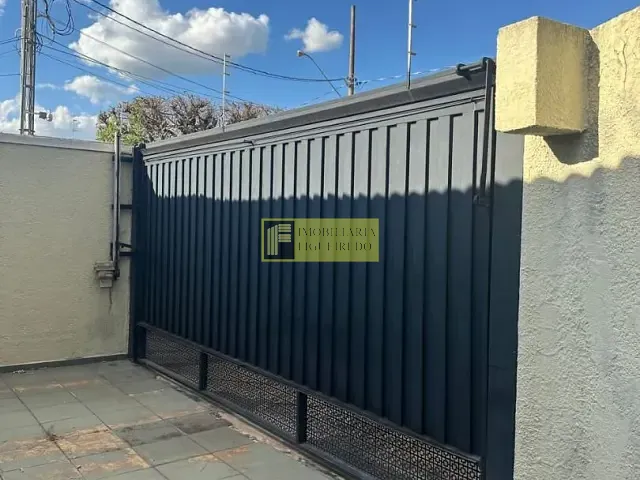 Casa com 560m² 4 quartos e 4 banheiros, para alugar, no bairro Parque Residencial Comendador Mancor Daud em São José do Rio Preto