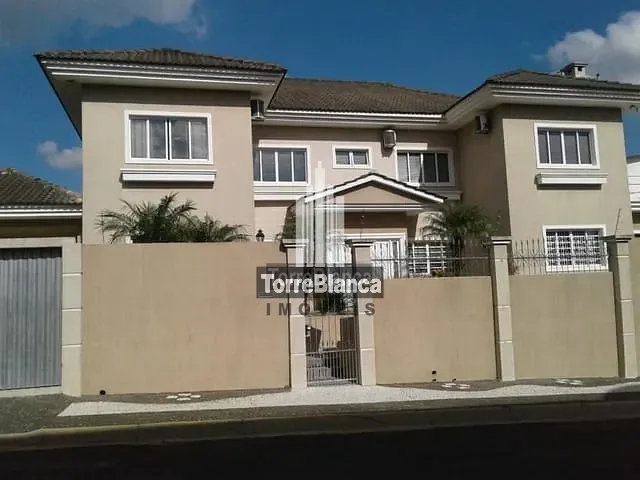 Casa com 299m² 4 quartos e 3 banheiros, à venda, no bairro Órfãs em Ponta Grossa