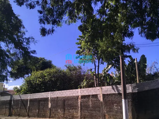 Casa 3 quartos e 1 banheiro, à venda, no bairro Nossa Senhora das Dores em Guaxupé