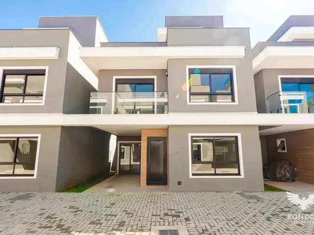 Casa 3 quartos e 3 banheiros, à venda, no bairro Santa Felicidade em Curitiba