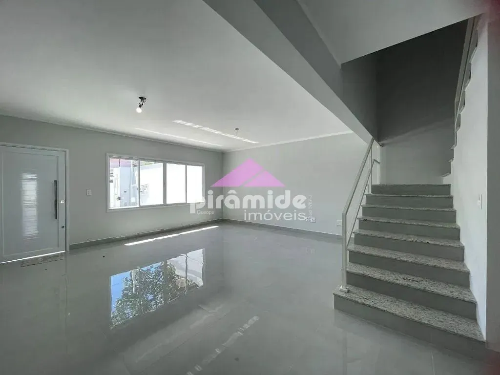 Casa, 3 quartos, 176 m² - Foto 1