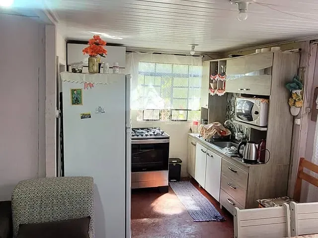 Casa 2 quartos e 1 banheiro, à venda, no bairro Vila Carli em Guarapuava
