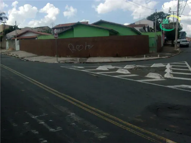 Casa com 365m² 3 quartos e 2 banheiros, à venda, no bairro Jardim Carlos Lourenço em Campinas