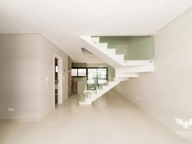 Casa 3 quartos e 3 banheiros, à venda, no bairro Santa Felicidade em Curitiba
