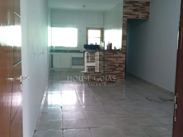 Casa com 130m² 3 quartos e 1 banheiro, à venda, no bairro Garavelo Residencial Park em Aparecida de Goiânia