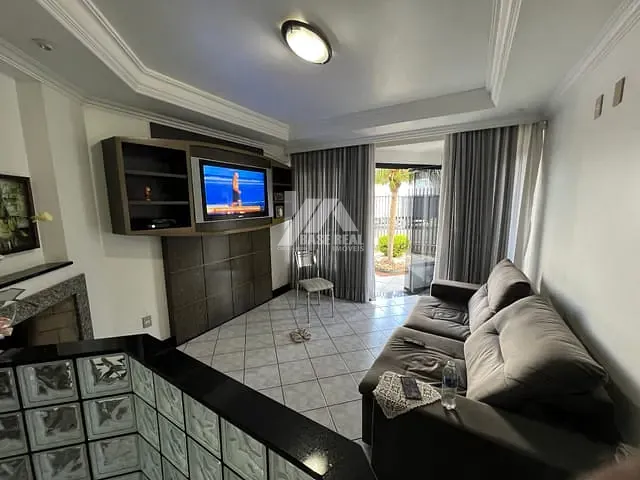 Casa 3 quartos e 2 banheiros, à venda, no bairro Vila Carli em Guarapuava