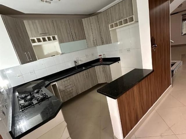 Casa com 400m² 5 quartos e 5 banheiros, à venda ou para alugar, no bairro Vila Mafra em São Paulo