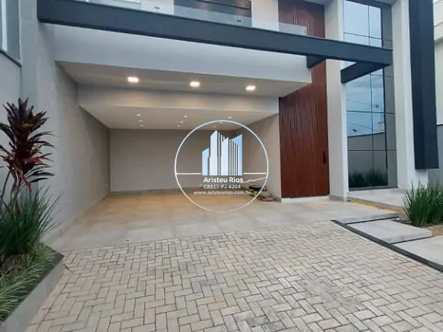 Casa com 360m² 3 quartos e 4 banheiros, à venda, no bairro Jardim Altaville em Pouso Alegre