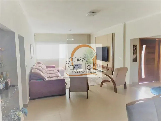 Casa com 700m² 3 quartos e 2 banheiros, à venda, no bairro Vila Esperia Ou Giglio em Atibaia