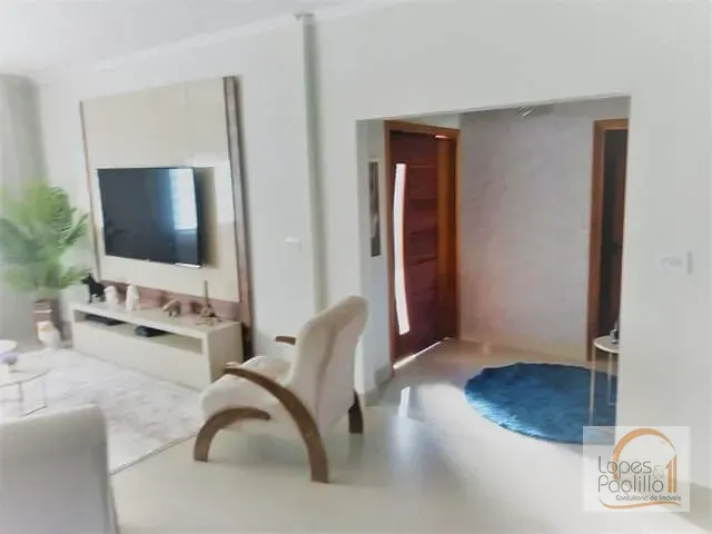 Casa com 700m² 3 quartos e 2 banheiros, à venda, no bairro Vila Esperia Ou Giglio em Atibaia