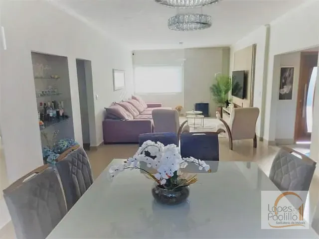 Casa com 700m² 3 quartos e 2 banheiros, à venda, no bairro Vila Esperia Ou Giglio em Atibaia