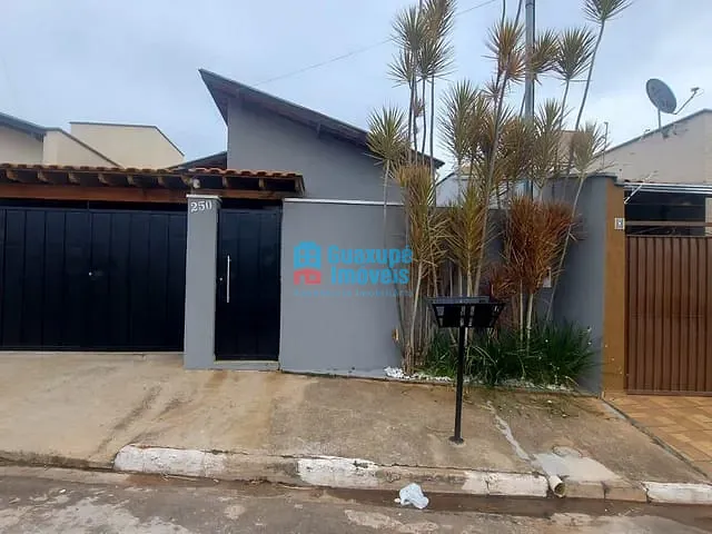 Casa com 120m² 2 quartos e 1 banheiro, à venda, no bairro Jardim Ouro Verde em Guaxupé