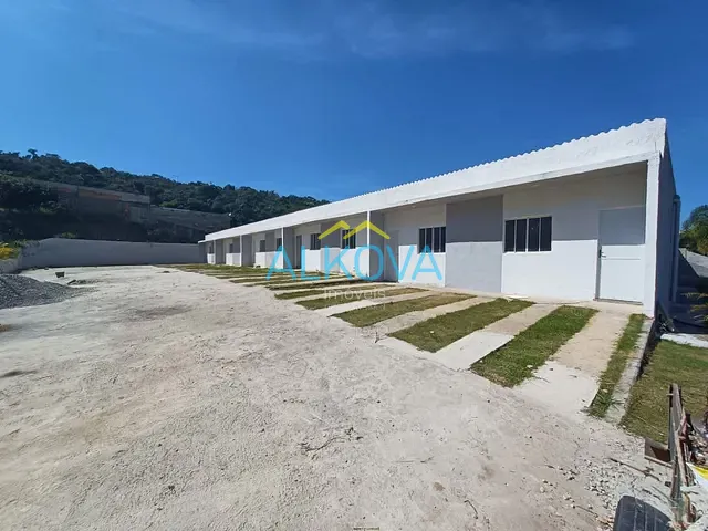 Casa com 1600m² 2 quartos e 2 banheiros, à venda, no bairro Chácaras Pousada do Vale em São José dos Campos