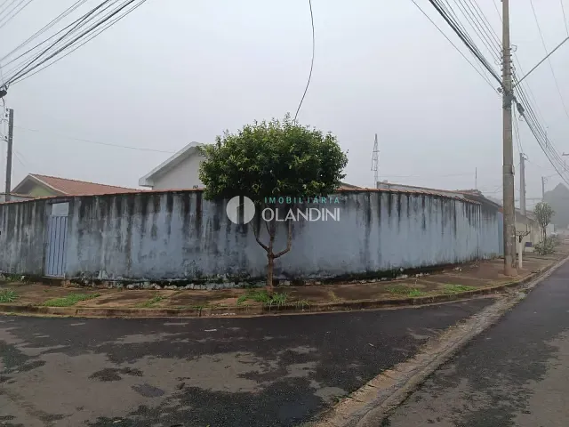 Casa com 223m² 2 quartos e 1 banheiro, para alugar, no bairro Jardim Blumenau em Artur Nogueira