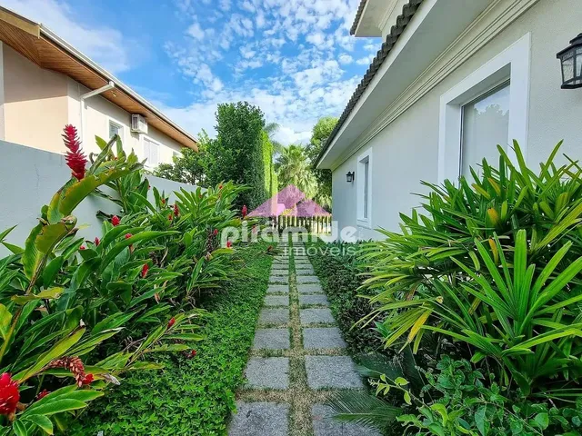Casa com 1008m² 4 quartos e 6 banheiros, à venda ou para alugar, no bairro Condomínio Residencial Mirante do Vale em Jacareí