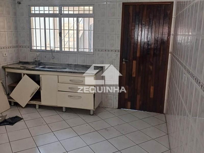 Casa, 5 quartos, 160 m² - Foto 2