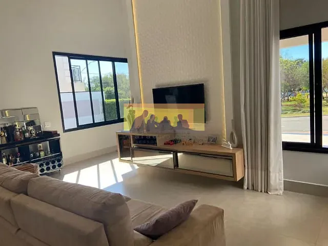 Casa com 392m² 3 quartos e 5 banheiros, à venda, no bairro Parque Brasil 500 em Paulínia