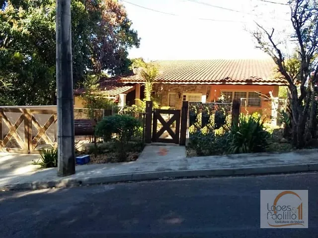 Casa com 364m² 3 quartos e 3 banheiros, à venda, no bairro Jardim do Lago em Atibaia