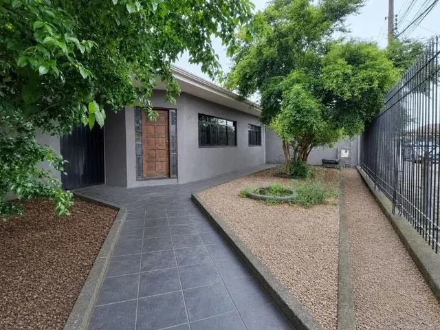 Casa com 364m² 4 quartos e 3 banheiros, à venda, no bairro Cajuru em Curitiba