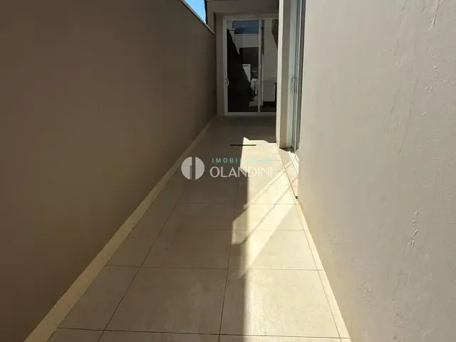 Casa com 396m² 3 quartos e 1 banheiro, para alugar, no bairro Residencial Manhattan em Artur Nogueira