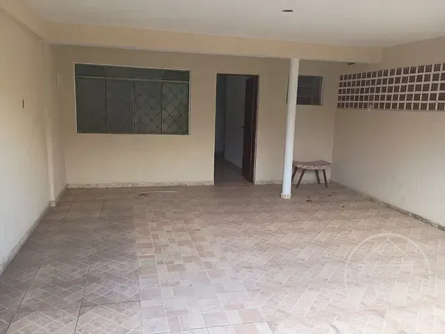 Casa com 273m² 2 quartos e 2 banheiros, à venda, no bairro Jardim Iporã em São Paulo