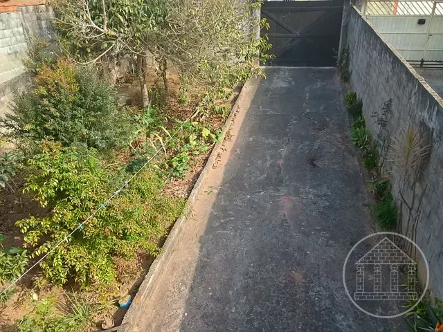 Casa com 273m² 2 quartos e 2 banheiros, à venda, no bairro Jardim Iporã em São Paulo
