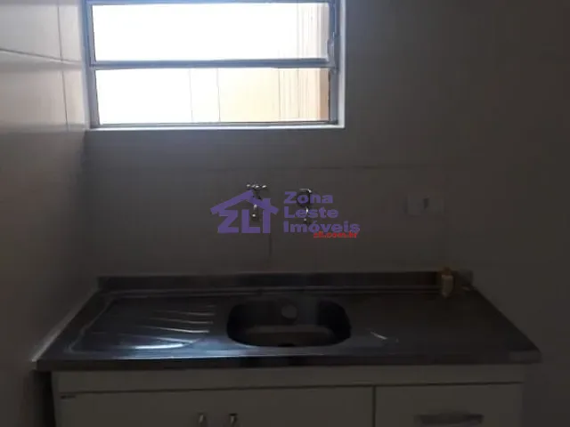 Casa com 300m² 1 quarto e 1 banheiro, para alugar, no bairro Chácara Belenzinho em São Paulo