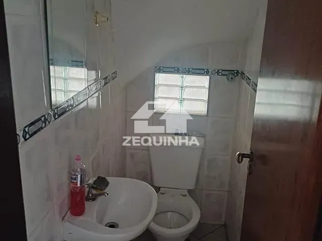 Casa com 150m² 5 quartos e 4 banheiros, para alugar, no bairro Jardim Do Engenho em Cotia