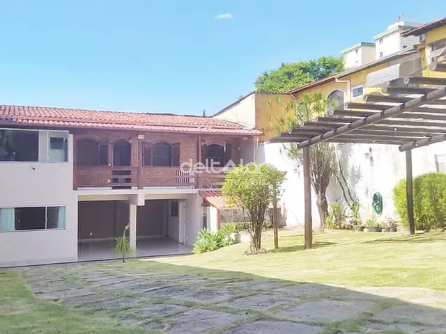 Casa com 360m² 3 quartos e 2 banheiros, à venda, no bairro Itapoã em Belo Horizonte