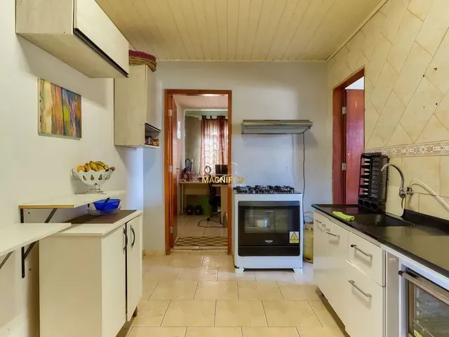 Casa 4 quartos e 2 banheiros, à venda, no bairro Cidade industrial de curitiba em Curitiba