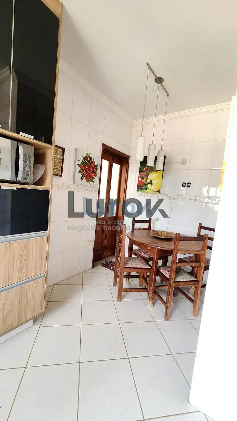 Casa, 4 quartos, 288 m² - Foto 8