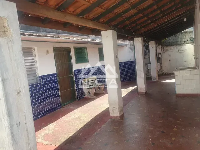 Casa com 500m² 5 quartos e 5 banheiros, à venda, no bairro Sumaré em Caraguatatuba