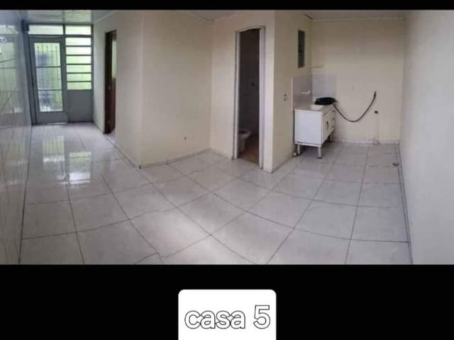Casa com 125m² 7 quartos e 6 banheiros, à venda, no bairro Parque Miguel Mirizola em Cotia