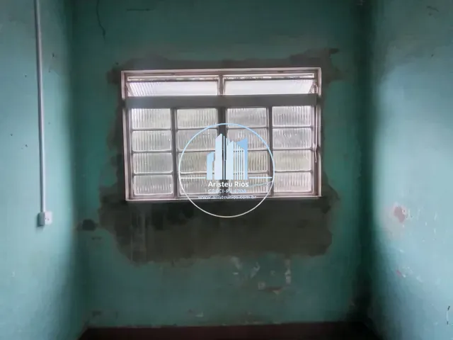 Casa com 340m², para alugar, no bairro Jardim Santa Cruz em Pouso Alegre