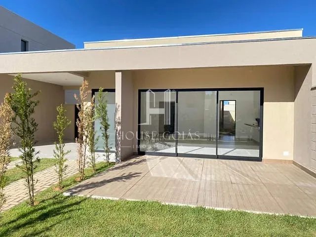 Casa com 278m² 3 quartos e 4 banheiros, à venda, no bairro Residencial Jardins Lyon em Aparecida de Goiânia