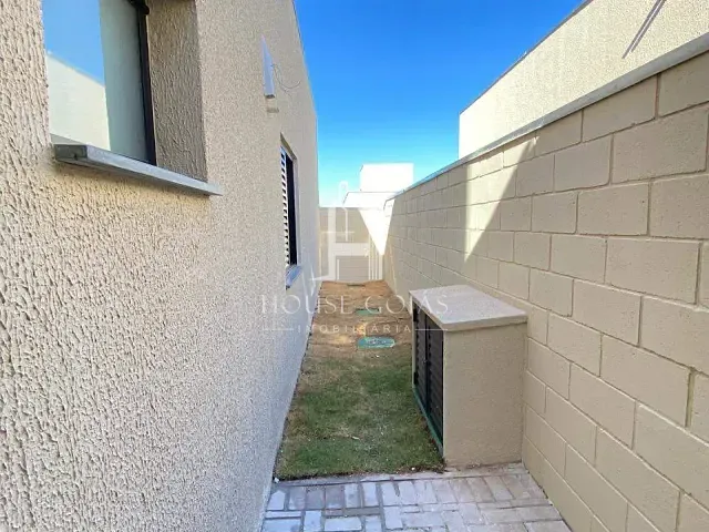 Casa com 278m² 3 quartos e 4 banheiros, à venda, no bairro Residencial Jardins Lyon em Aparecida de Goiânia