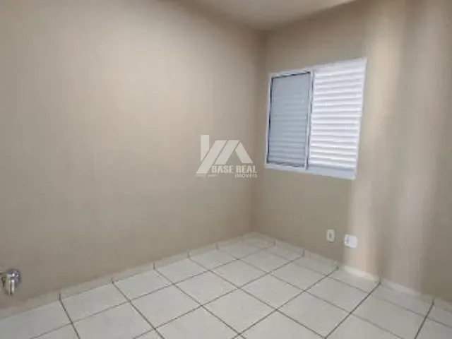 Casa com 70m² 2 quartos e 2 banheiros, à venda, no bairro Boa Vista em Ponta Grossa