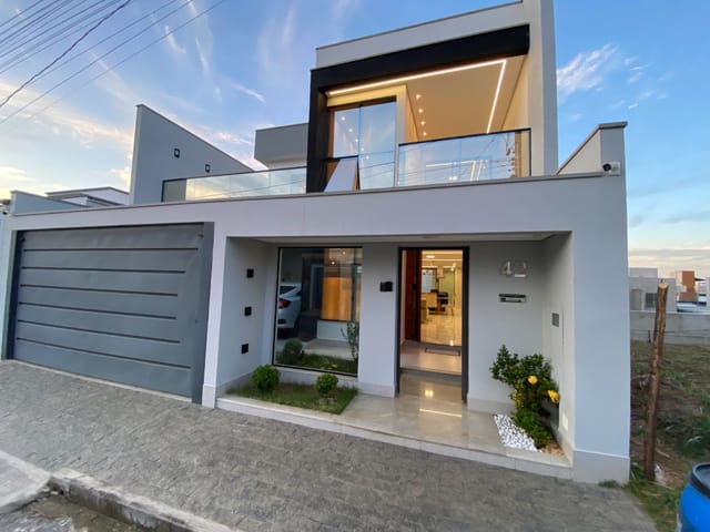 Casa 3 quartos e 3 banheiros, à venda, no bairro RESIDENCIAL BETHANIA em Santana do Paraíso