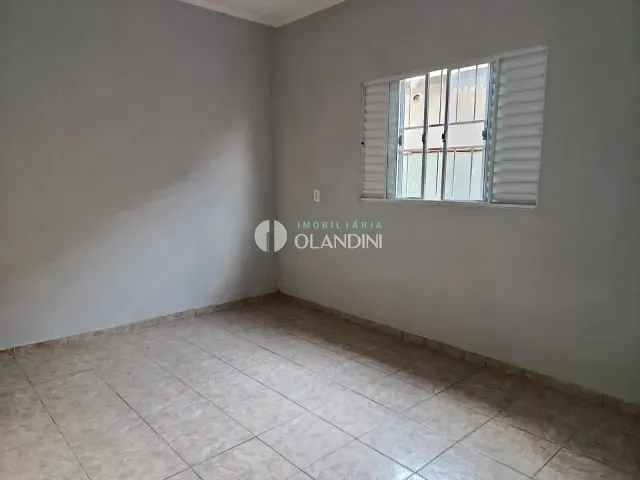 Casa 1 quarto e 1 banheiro, para alugar, no bairro Parque Residencial Carolina em Artur Nogueira
