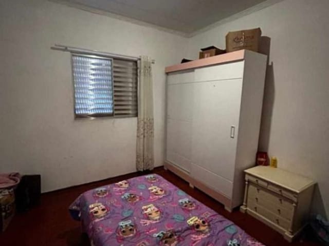 Casa com 200m² 5 quartos e 4 banheiros, à venda, no bairro Vila Cristina em Carapicuíba