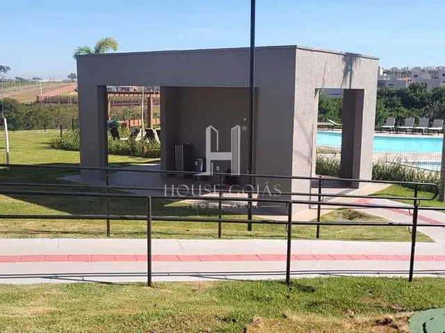 Casa com 288m² 3 quartos e 4 banheiros, à venda, no bairro Residencial Jardins Lyon em Aparecida de Goiânia