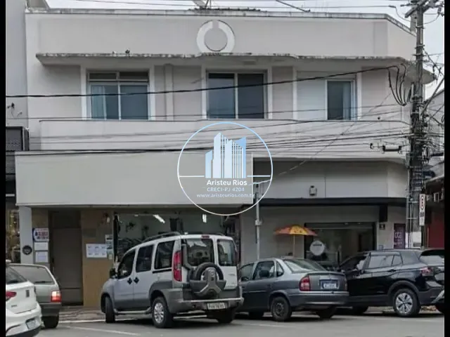 Casa com 120m², para alugar, no bairro Centro em Pouso Alegre