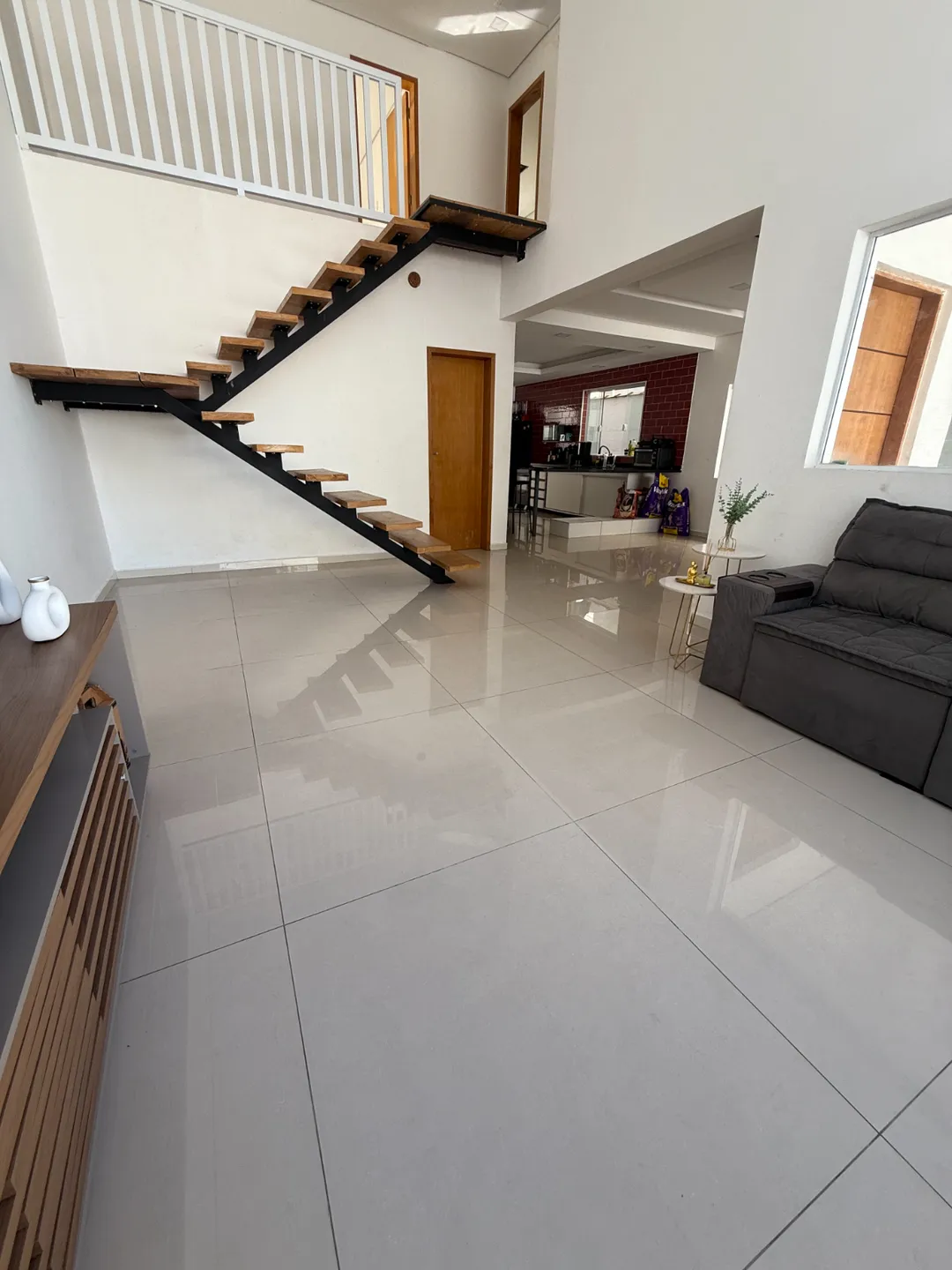 Casa para venda em Marapé com 4 quartos, sendo 4 suítes, 200m²