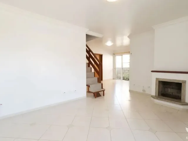 Casa com 586m² 3 quartos e 4 banheiros, à venda, no bairro São Braz em Curitiba