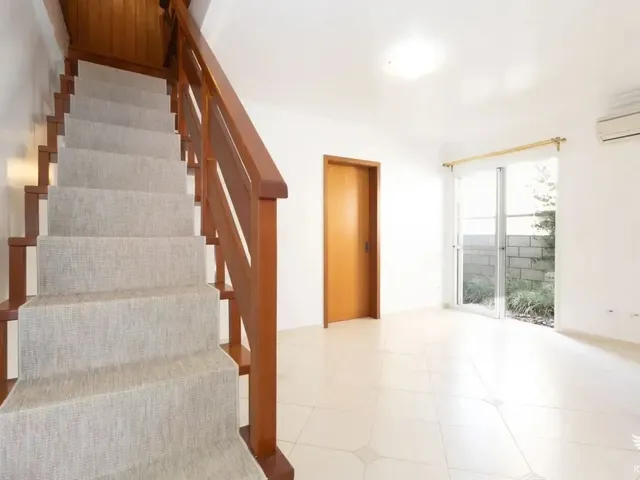 Casa com 586m² 3 quartos e 4 banheiros, à venda, no bairro São Braz em Curitiba